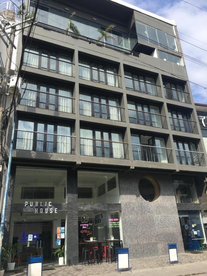 Draper Hotel Makati Makati City Exterior photo